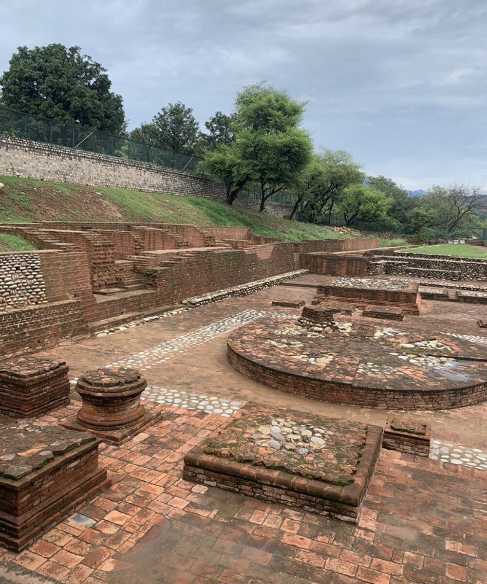 J&K: A Dream Destination: Ambaran