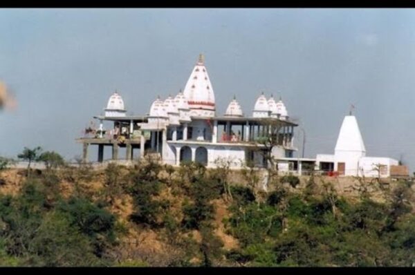 J&K: A Dream Destination: Mahamaya Temple